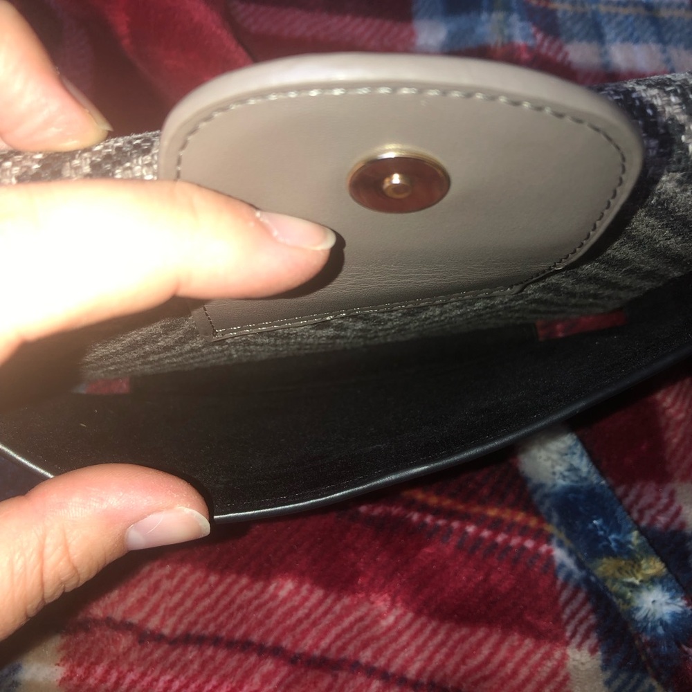 Spartina 449 Phone Wallet - Picture 13 of 14